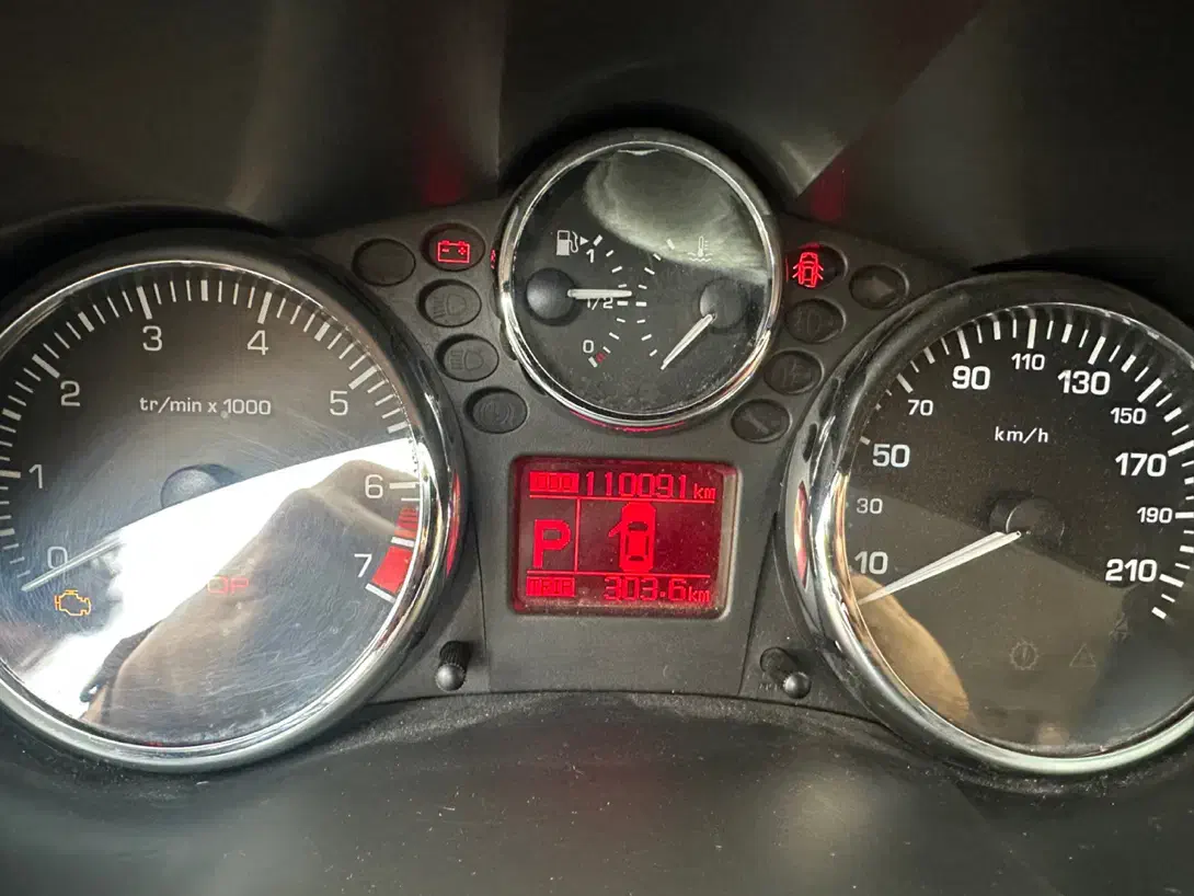 پژو 207 اتوماتیک - 1396