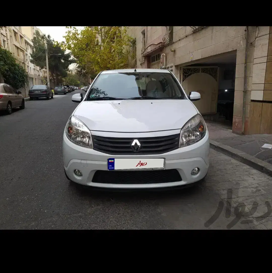 خودرو رنو، ساندرو آگهی ann_20894874