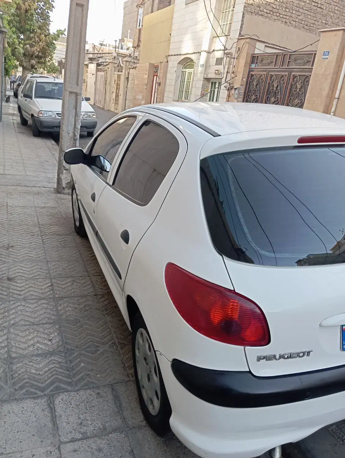 پژو 206 تیپ 2 - 1398