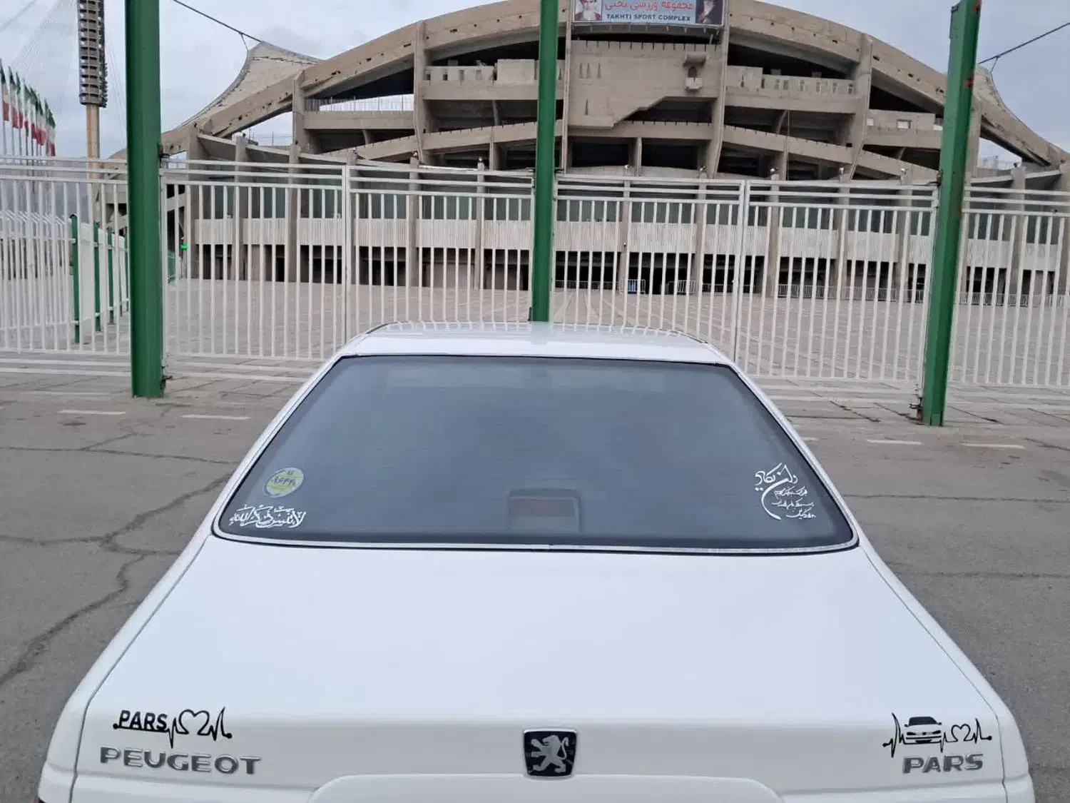 پژو پارس XU7P - 1402