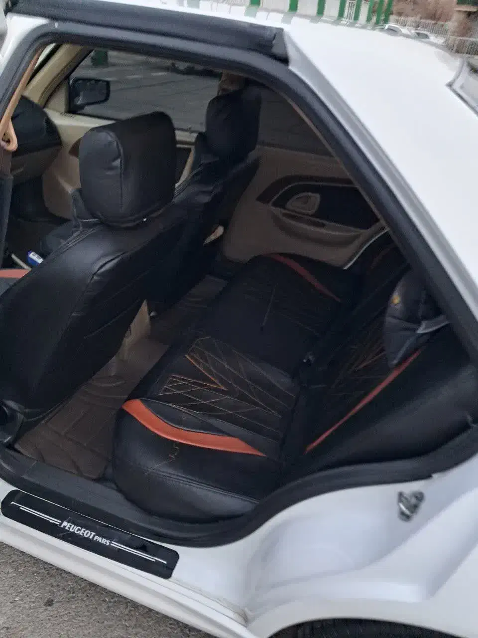 پژو پارس XU7P - 1402