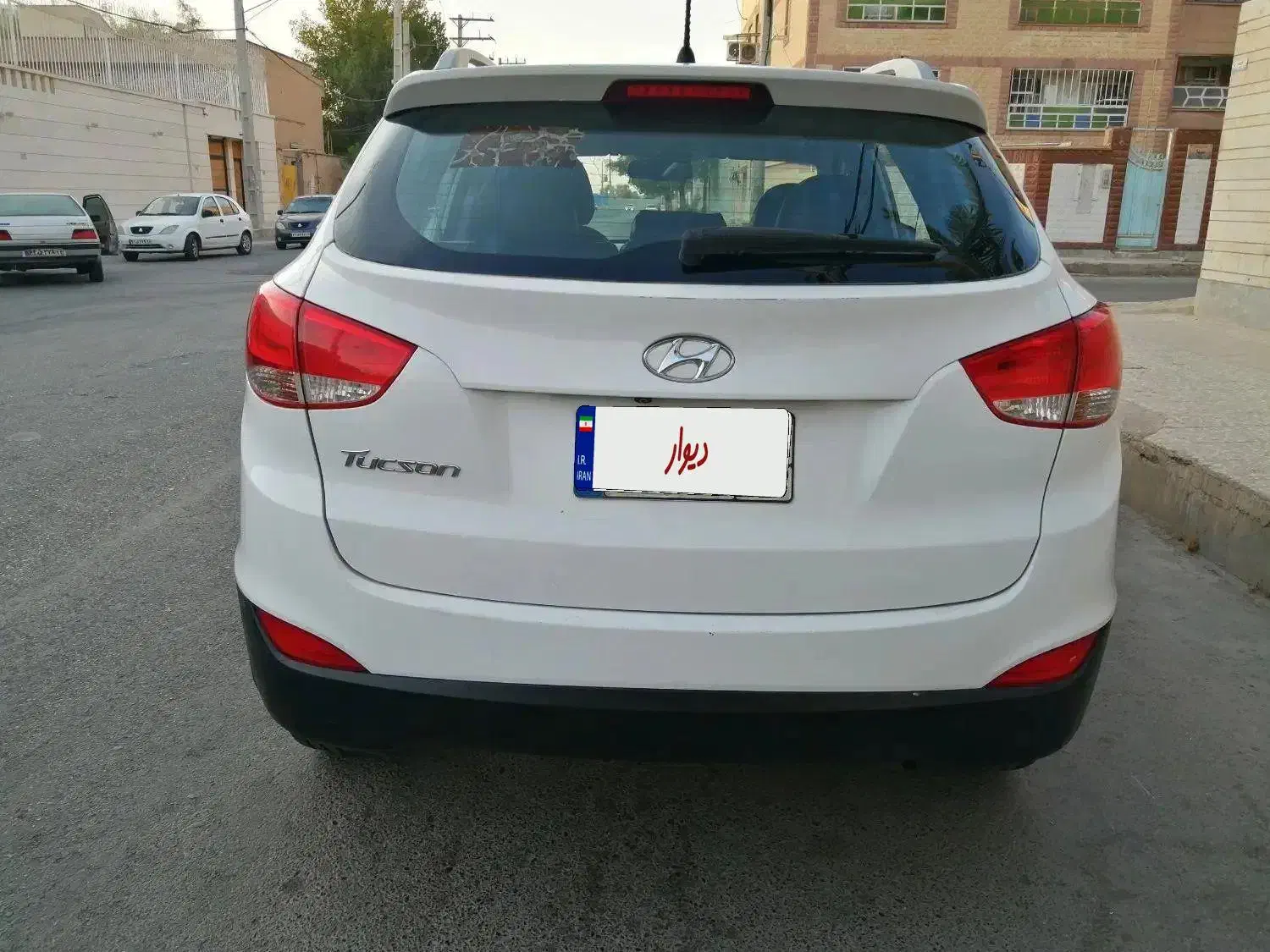 هیوندای توسان 2.0 لیتر تک دیفرانسیل - 2015