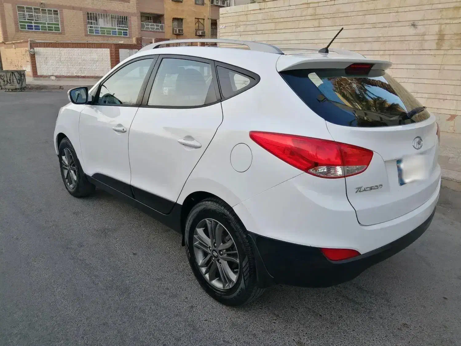 هیوندای توسان 2.0 لیتر تک دیفرانسیل - 2015