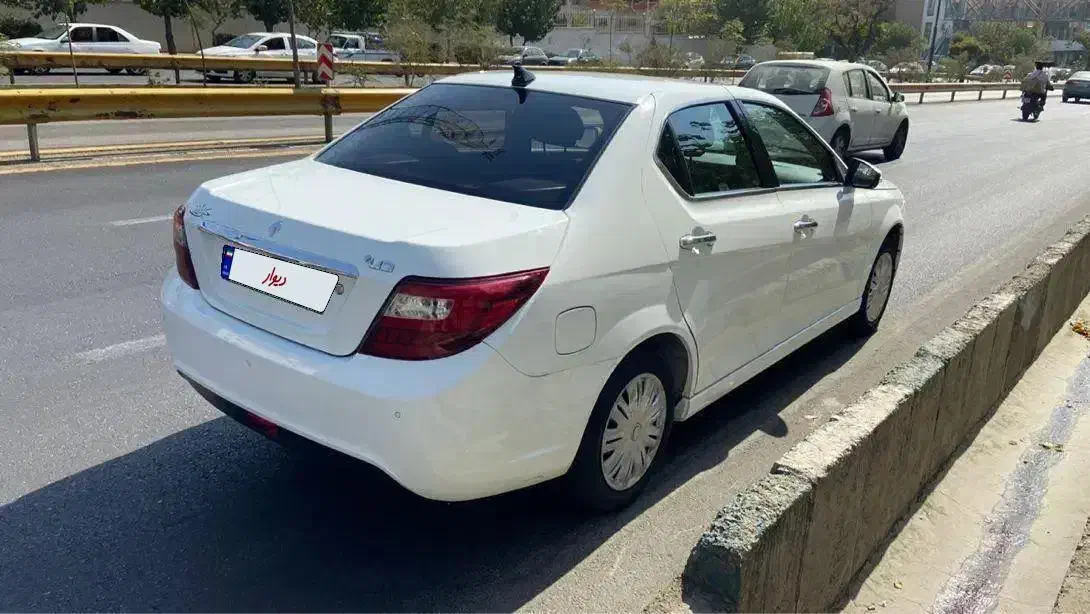 دنا پلاس ۵ دنده EF7 - 1402