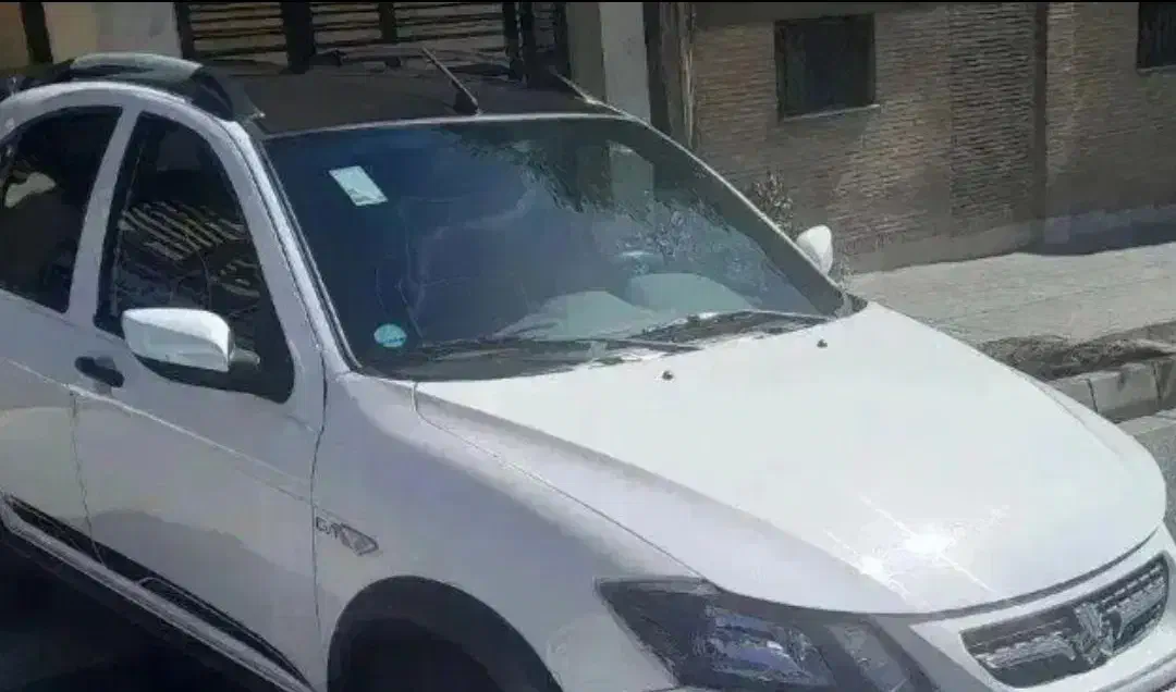 کوییک R دنده‌ای - 1402