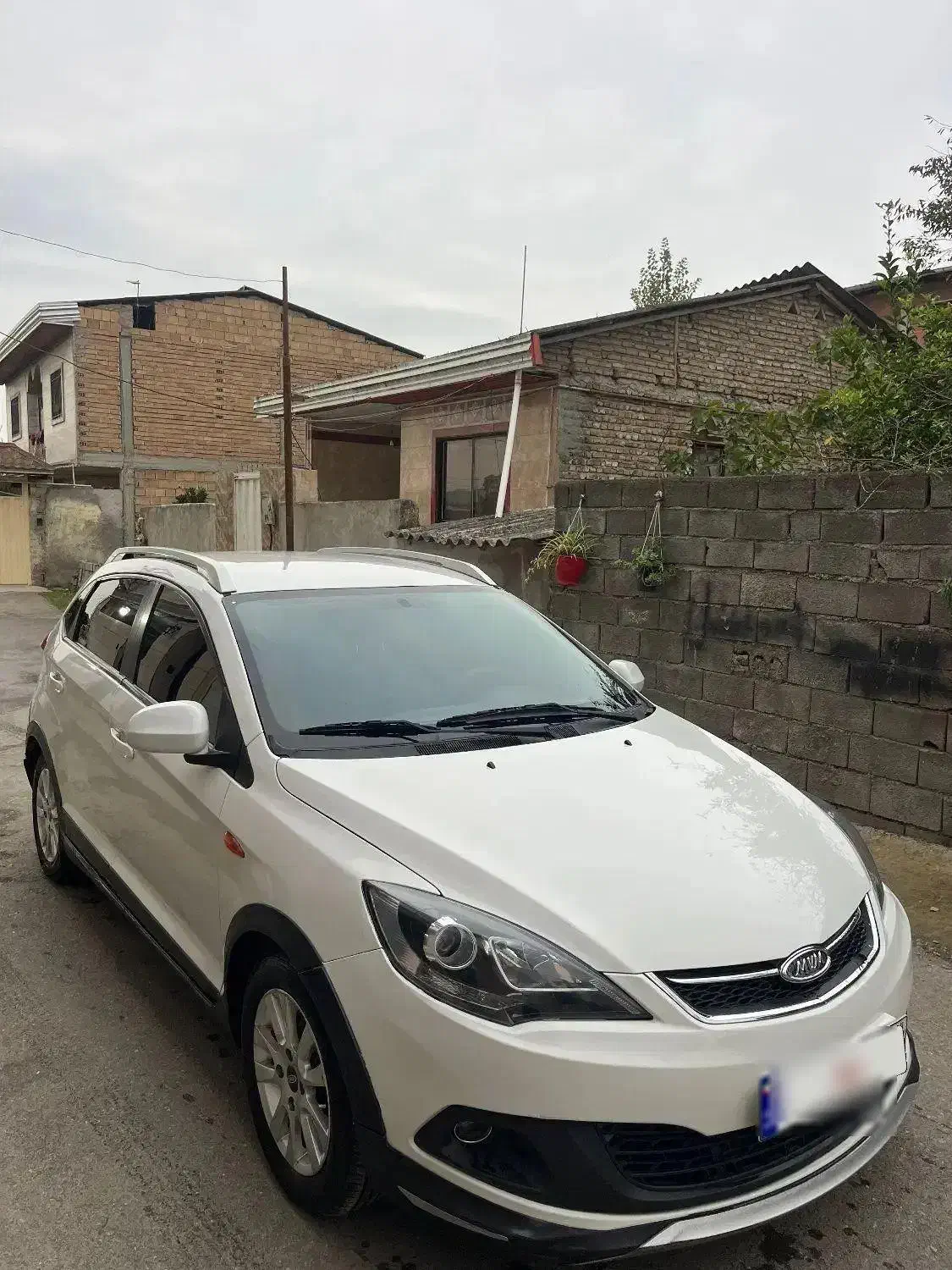 خودرو ام وی ام، 315 هاچ بک آگهی ann_20895272