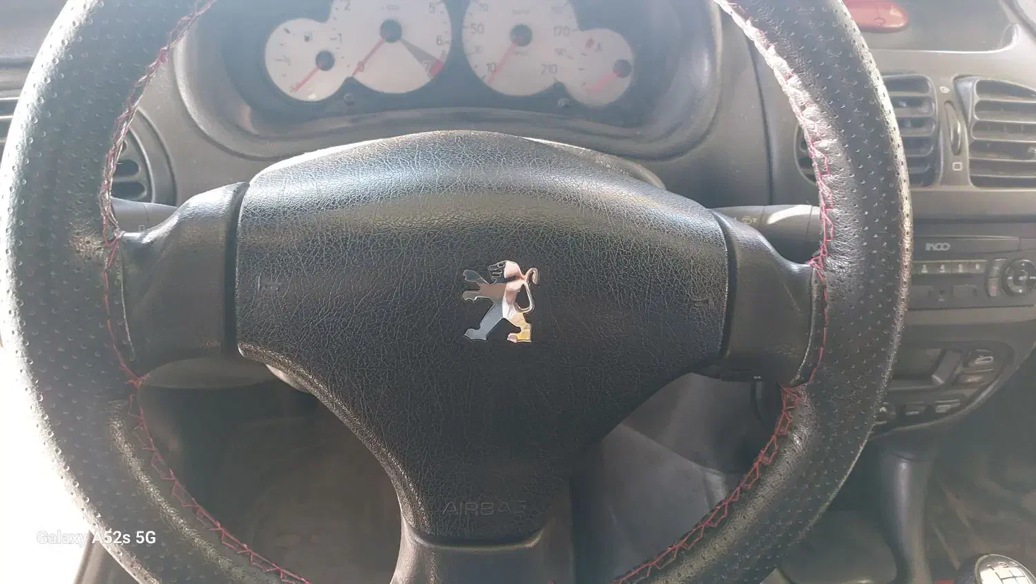 پژو ۲۰۶ صندوق دار v8 - 1399