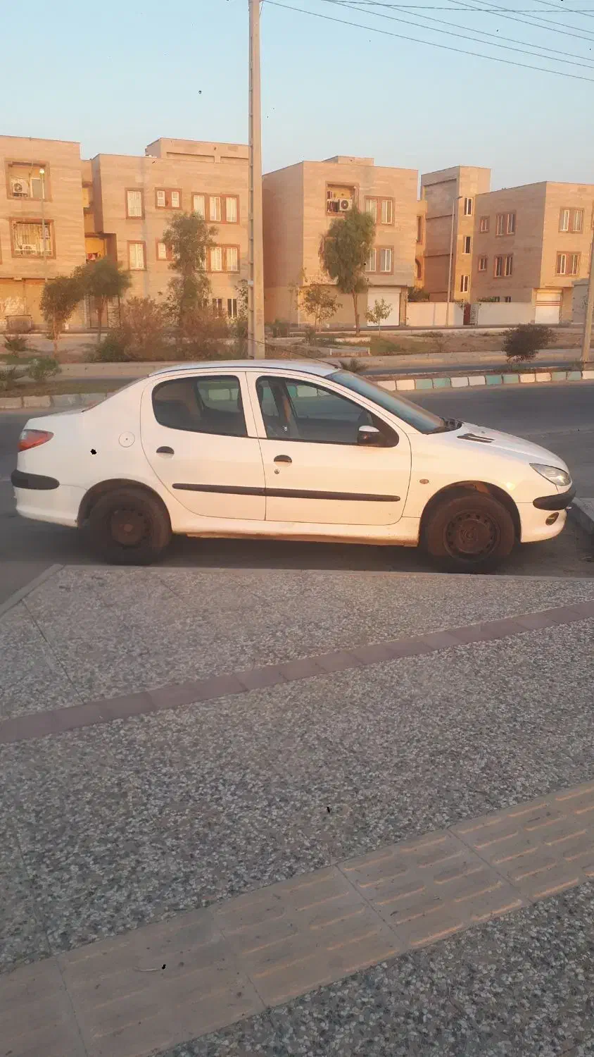 پژو ۲۰۶ صندوق دار v8 - 1394