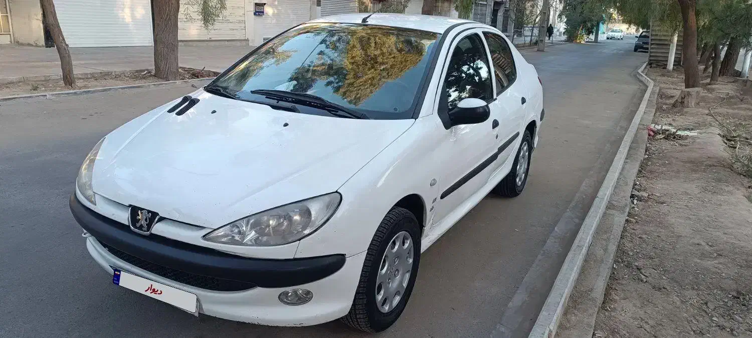 پژو ۲۰۶ صندوق دار v8 - 1396