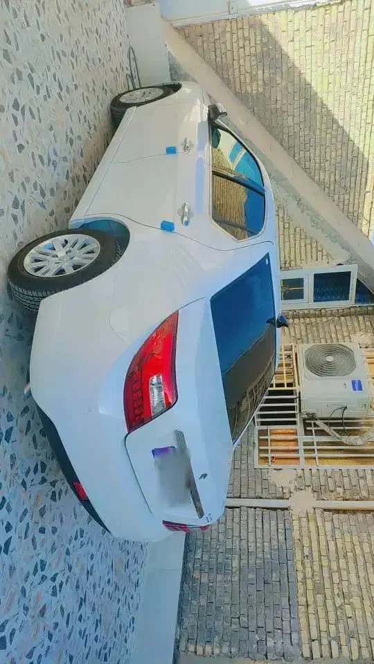 دنا پلاس ۶ دنده EF7p - 1404