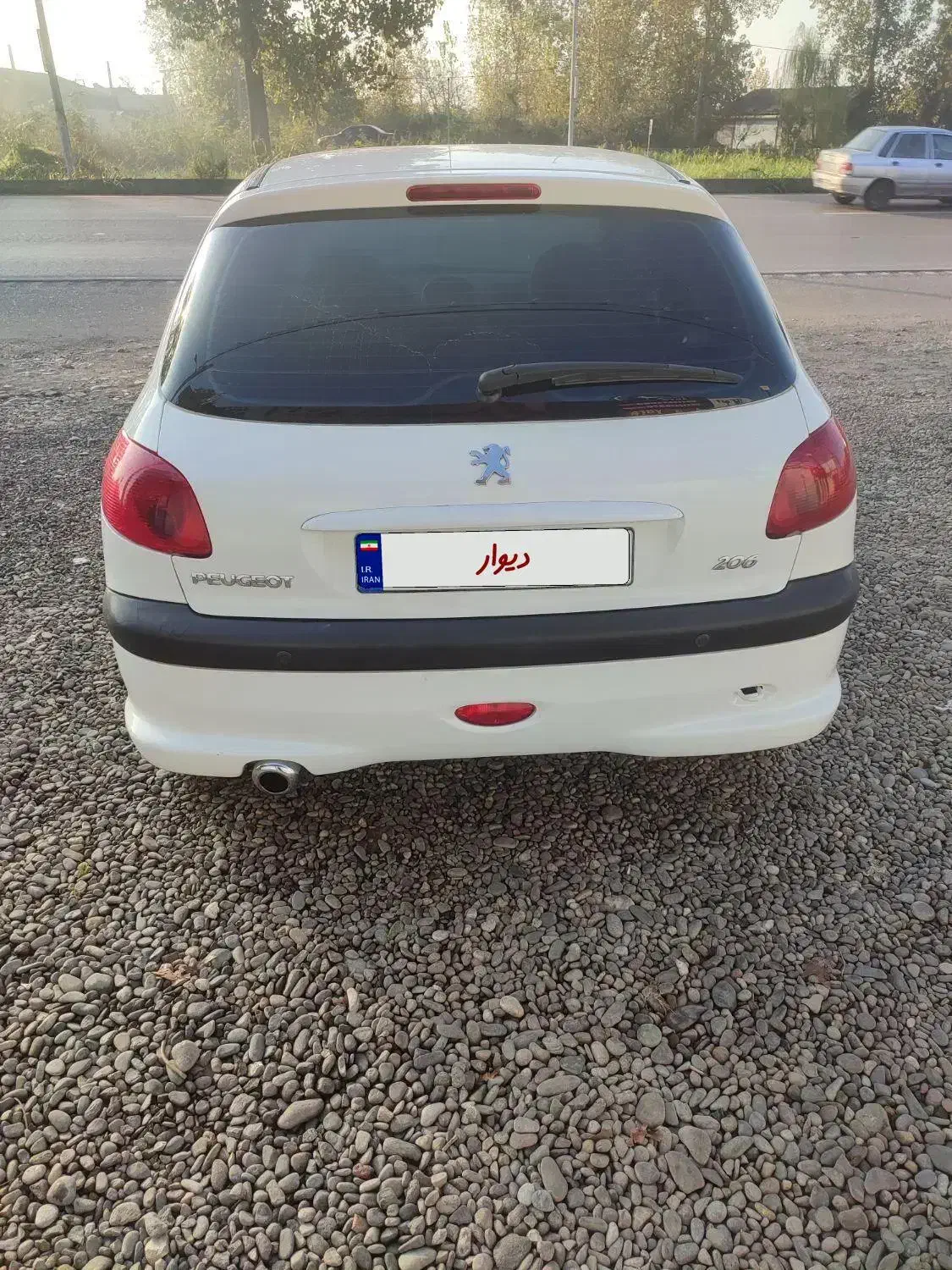 پژو 206 تیپ 3 - 1389