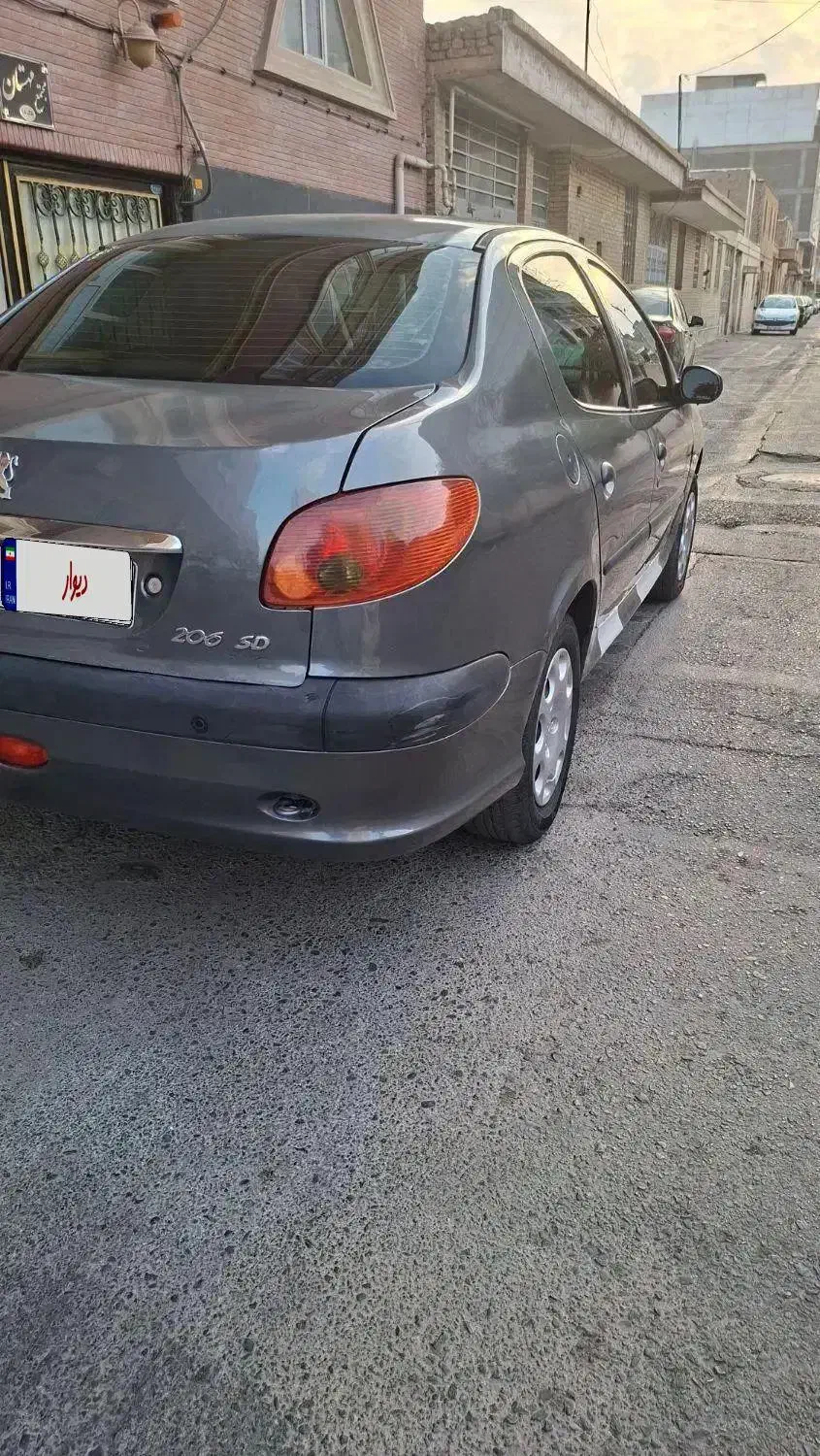 پژو ۲۰۶ صندوق دار v8 - 1393