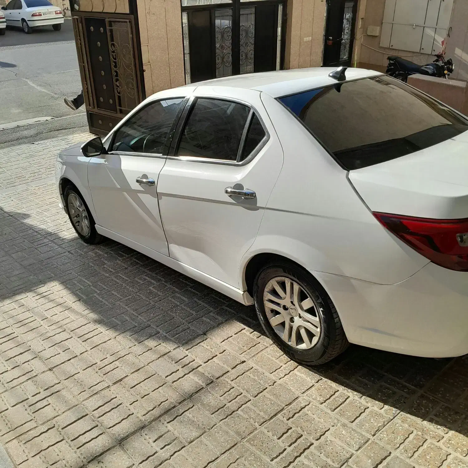 دنا پلاس تیپ ۲ سانروف ۴ ایربگ - 1400