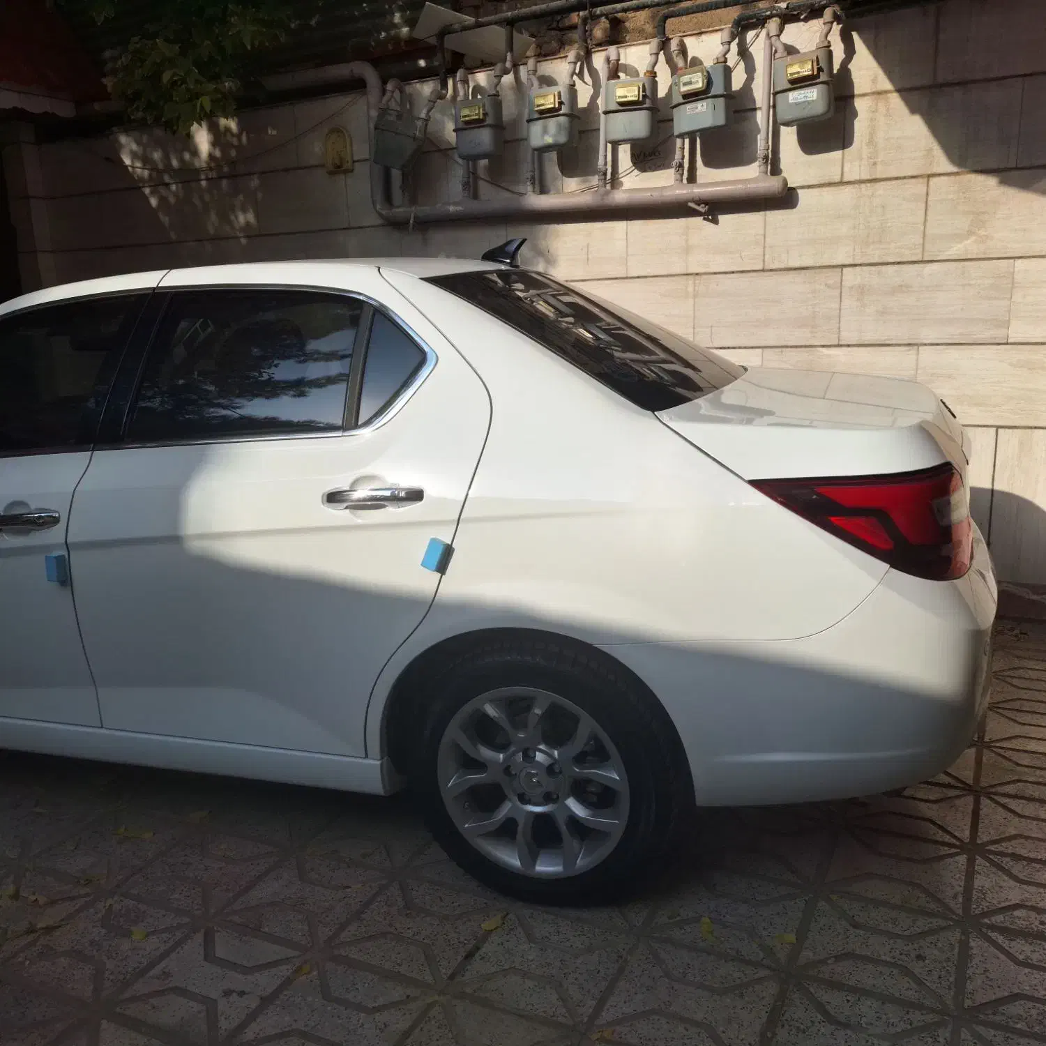 دنا پلاس توربو اتوماتیک - 1402