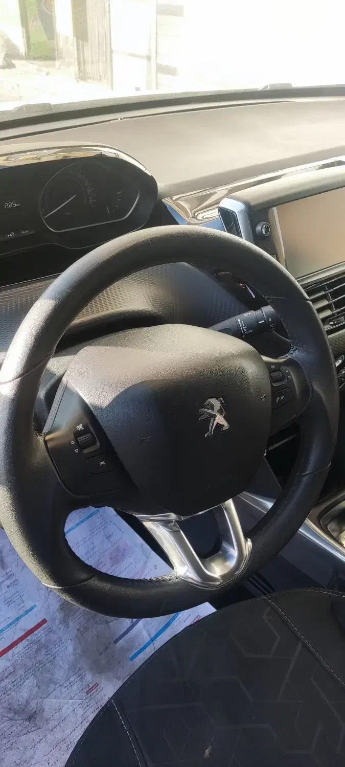 پژو 2008 اتوماتیک - 1396