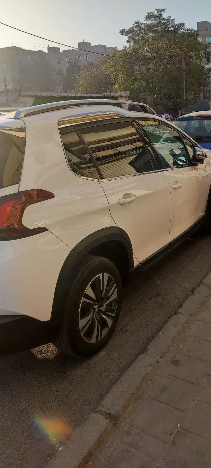 پژو 2008 اتوماتیک - 1396