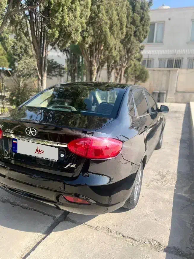 جک J4 اتوماتیک آپشنال - 1402