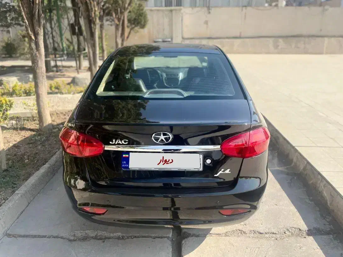جک J4 اتوماتیک آپشنال - 1402