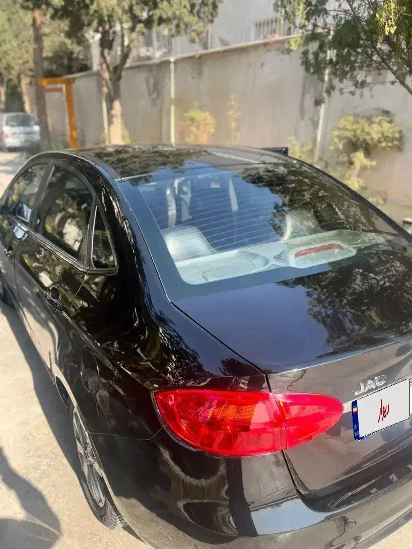 جک J4 اتوماتیک آپشنال - 1402