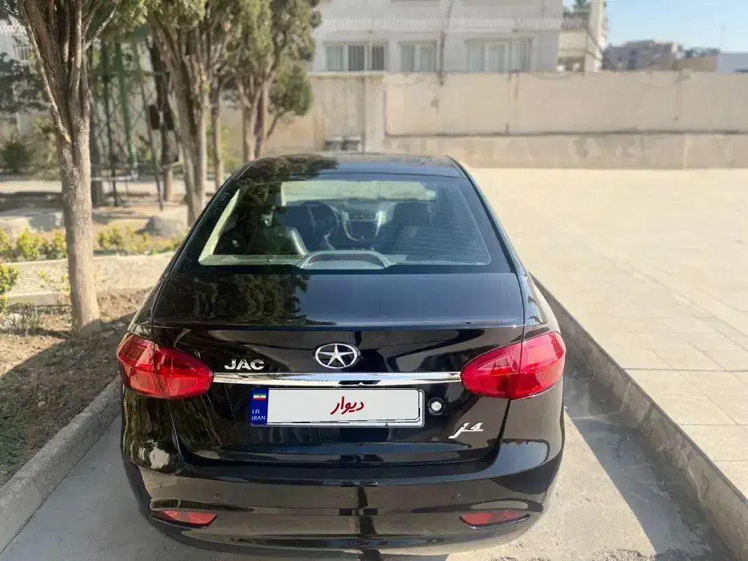 جک J4 اتوماتیک آپشنال - 1402