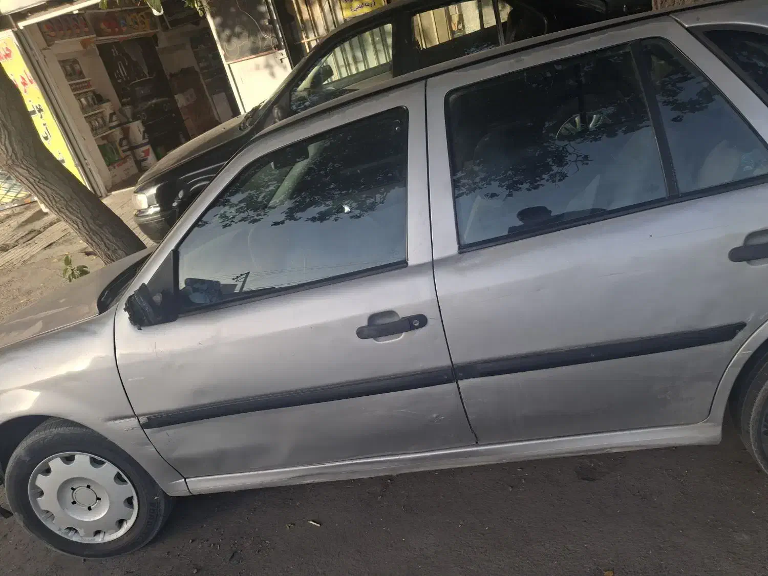 فولکس گل دنده‌ای - 1384