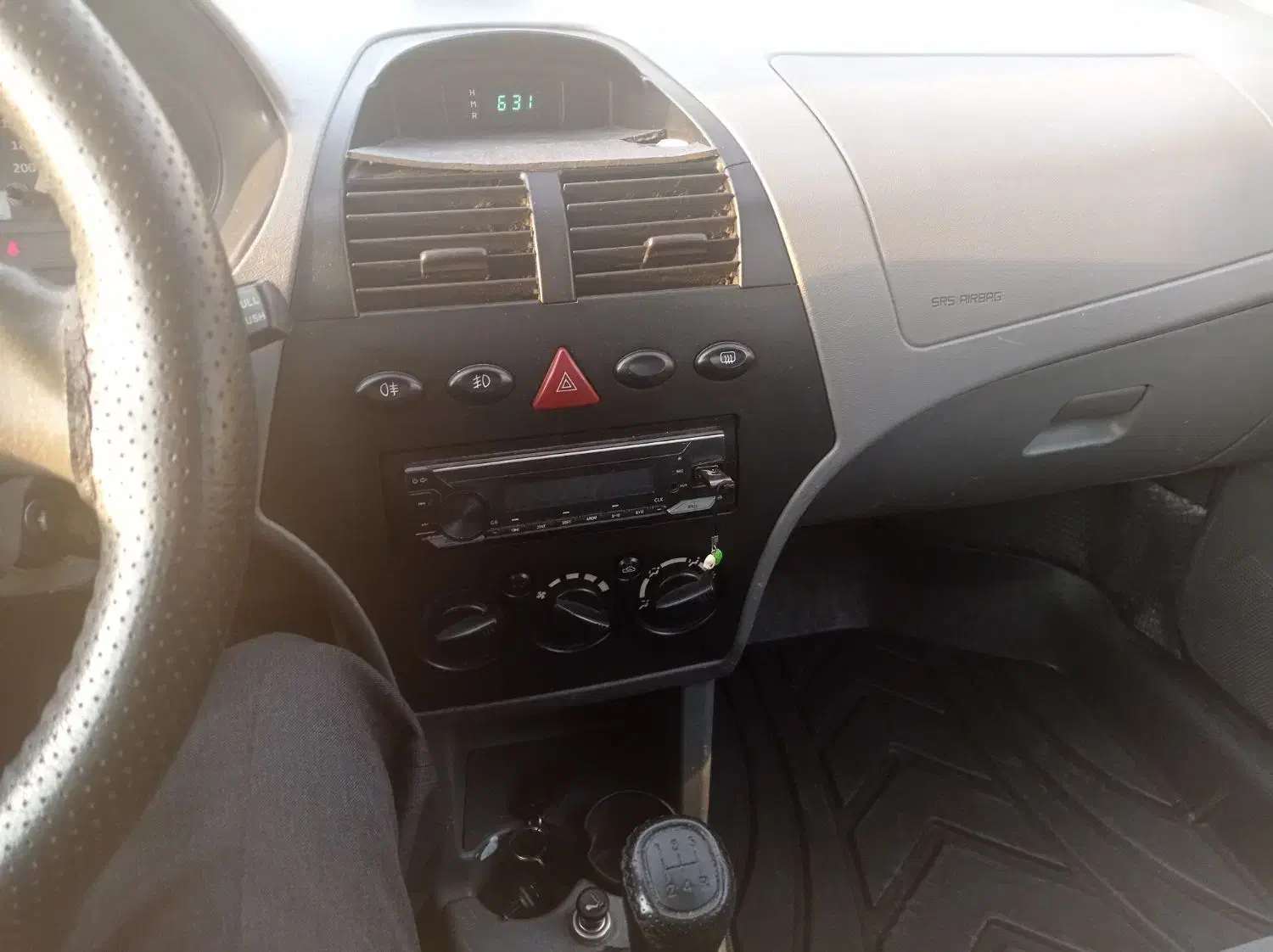 تیبا صندوق دار SX - 1392