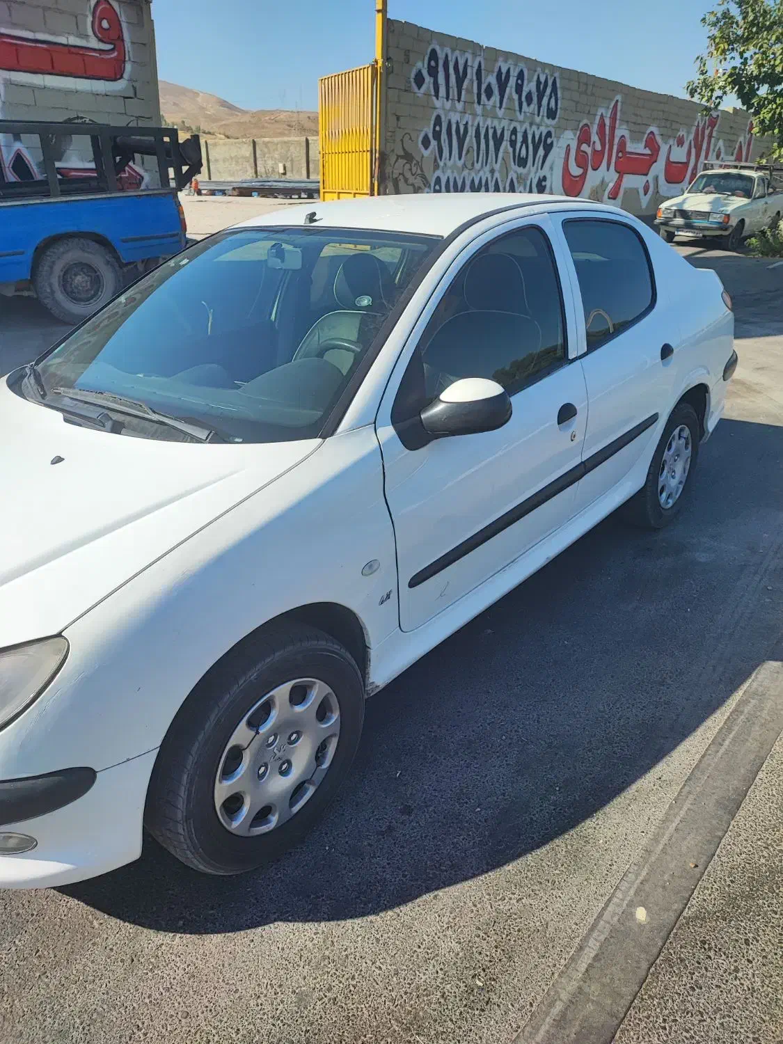 پژو ۲۰۶ صندوق دار v8 - 1392