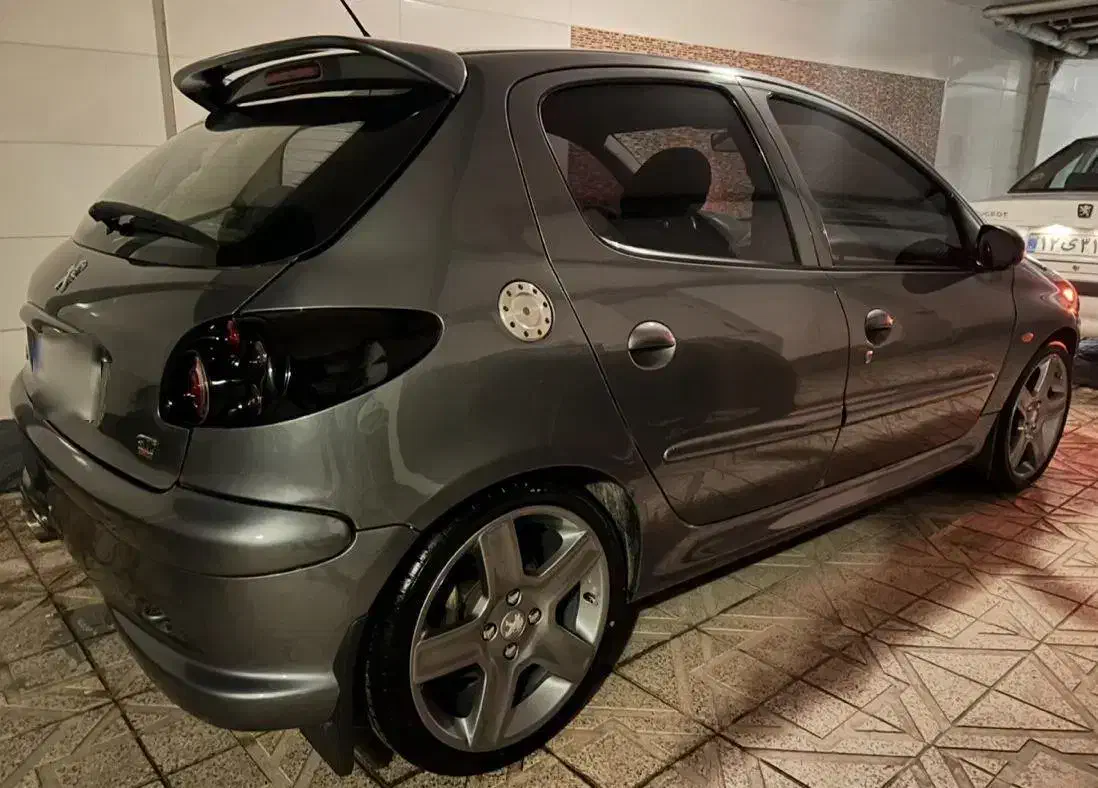 پژو 206 تیپ 5 - 1385