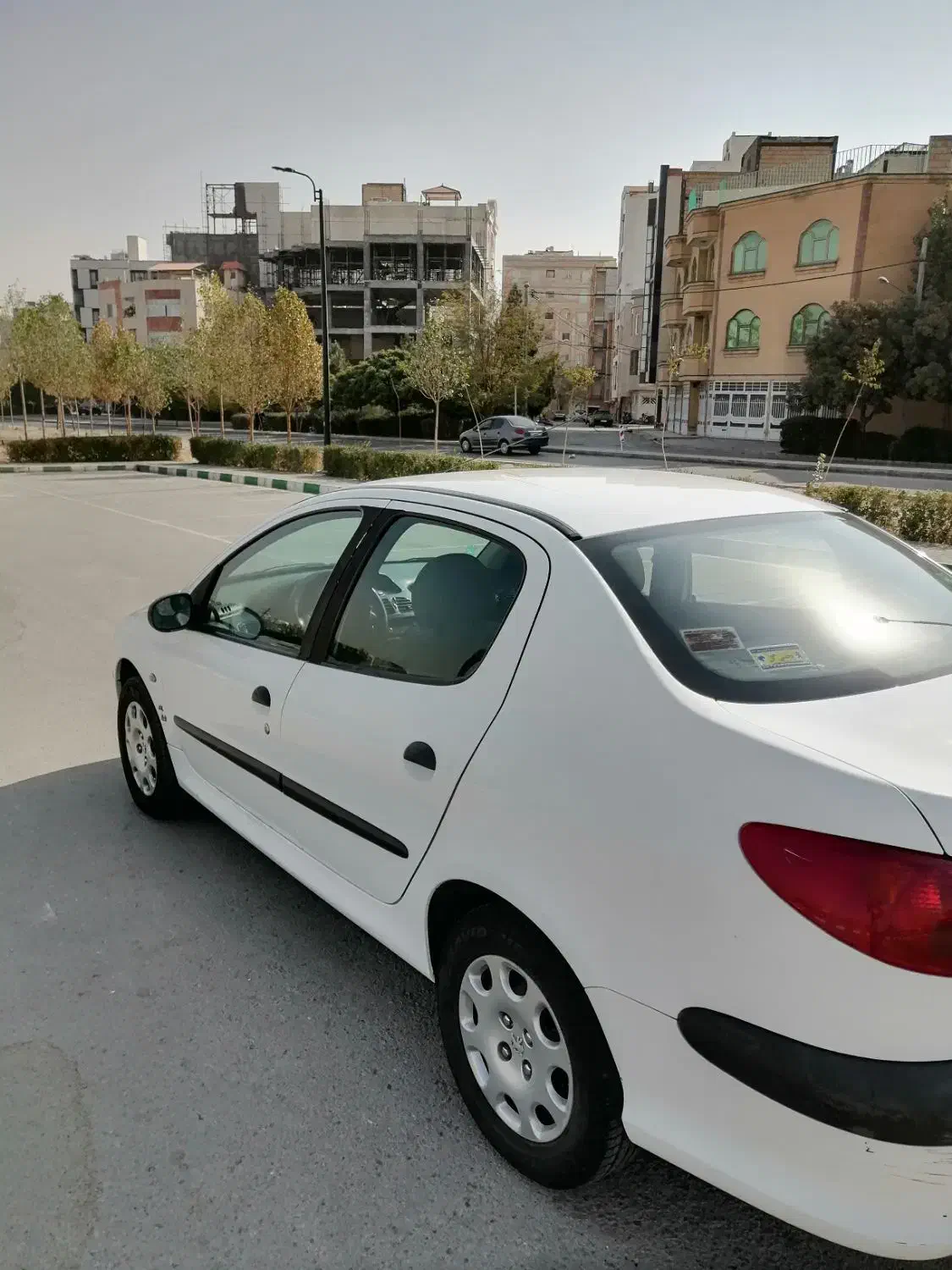 پژو ۲۰۶ صندوق دار v20 - 1390