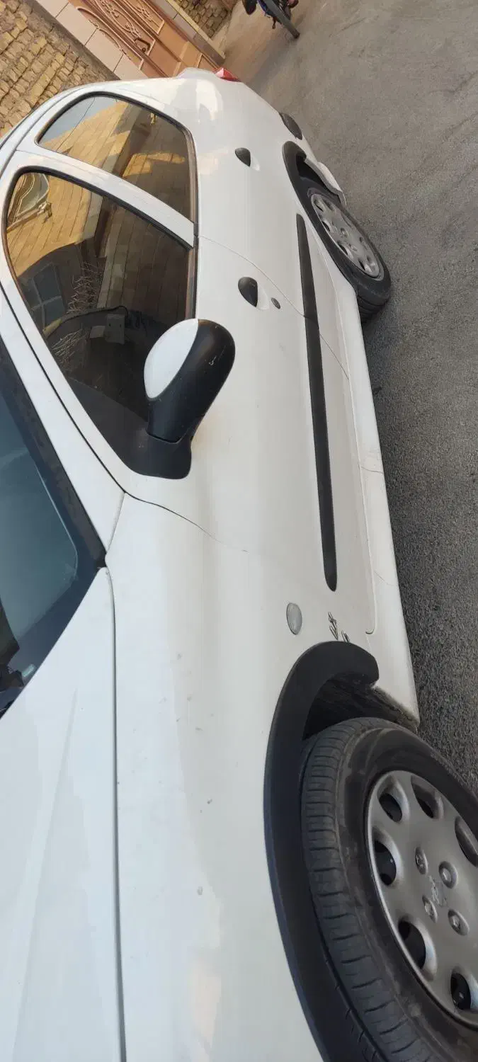 پژو ۲۰۶ صندوق دار v8 - 1392