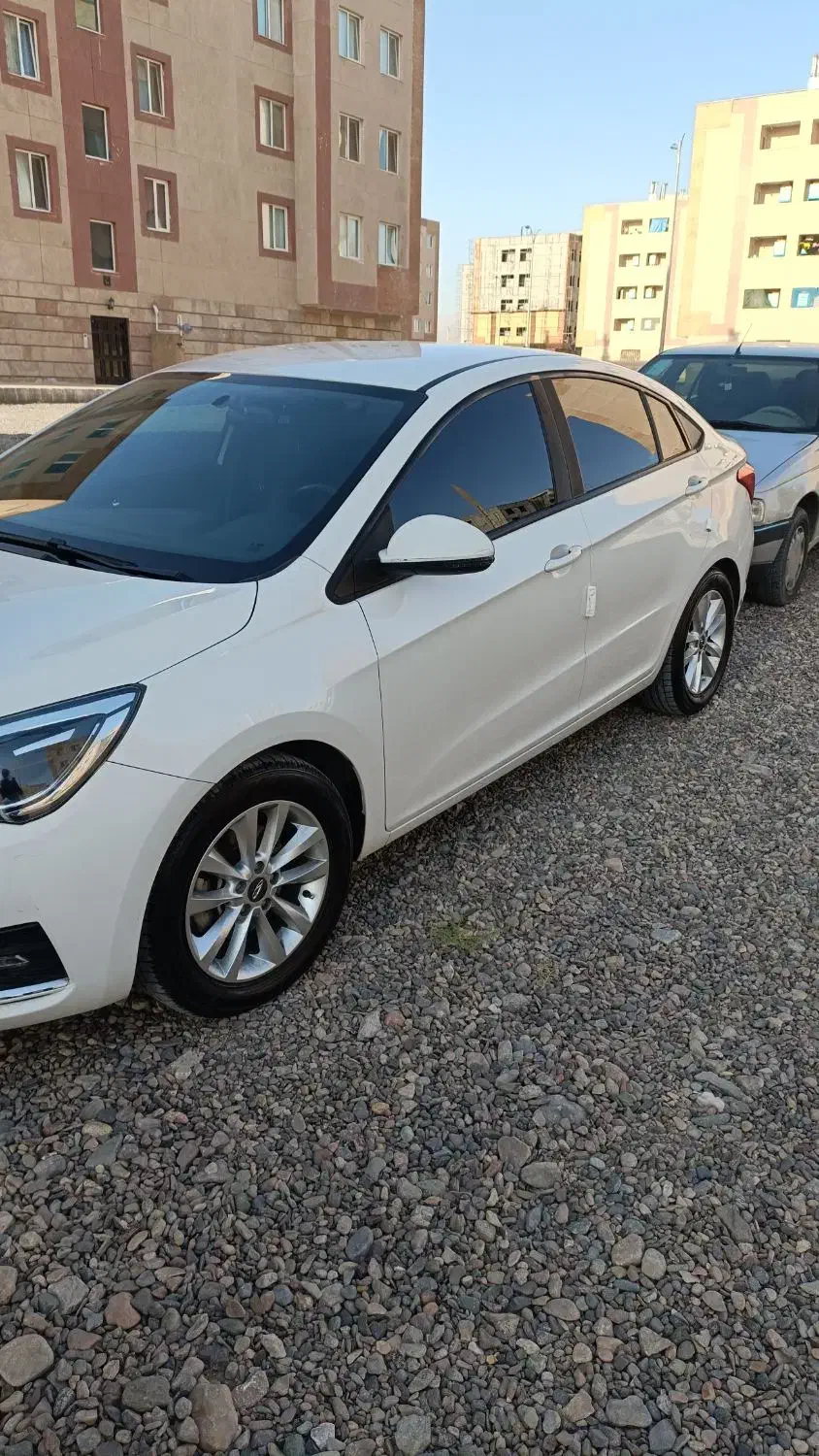 چری آریزو 5 دنده‌ای لاکچری - 1396