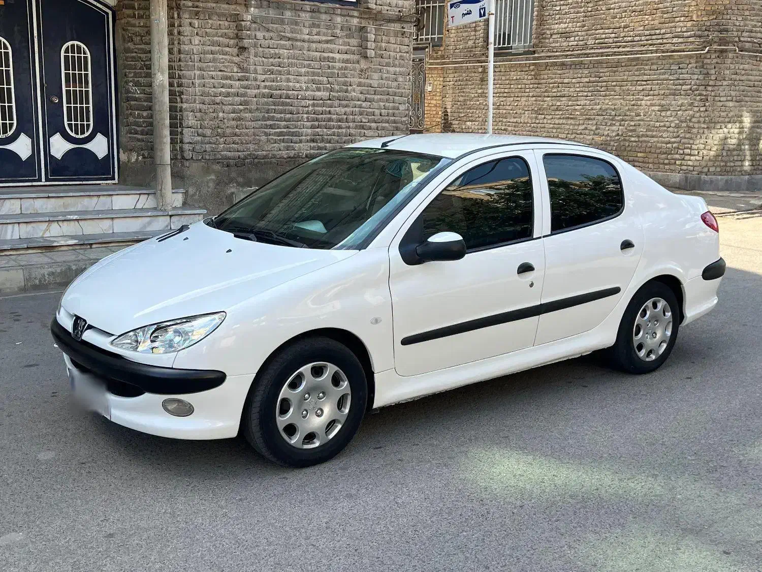 پژو ۲۰۶ صندوق دار v8 - 1388