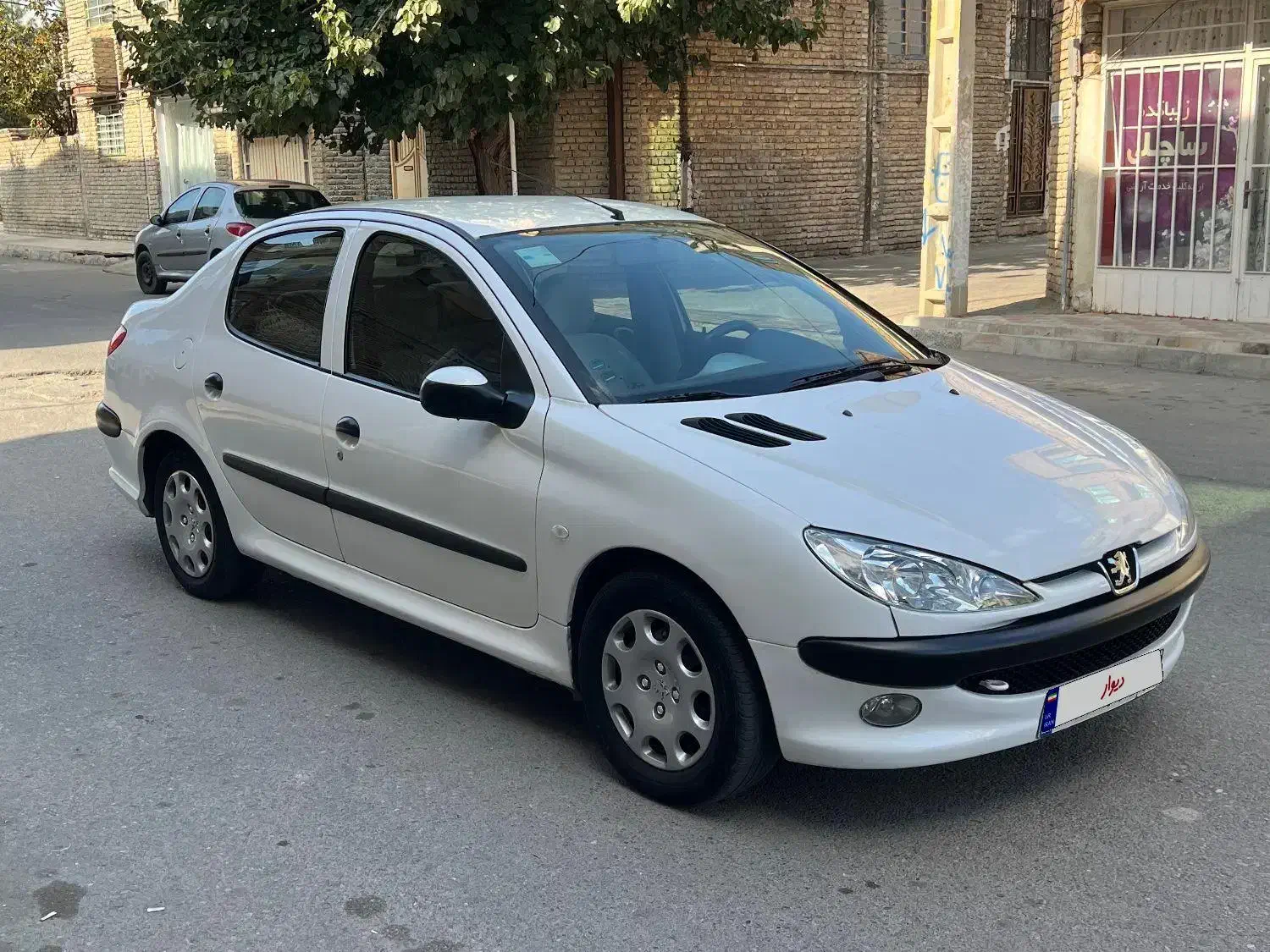 پژو ۲۰۶ صندوق دار v8 - 1388