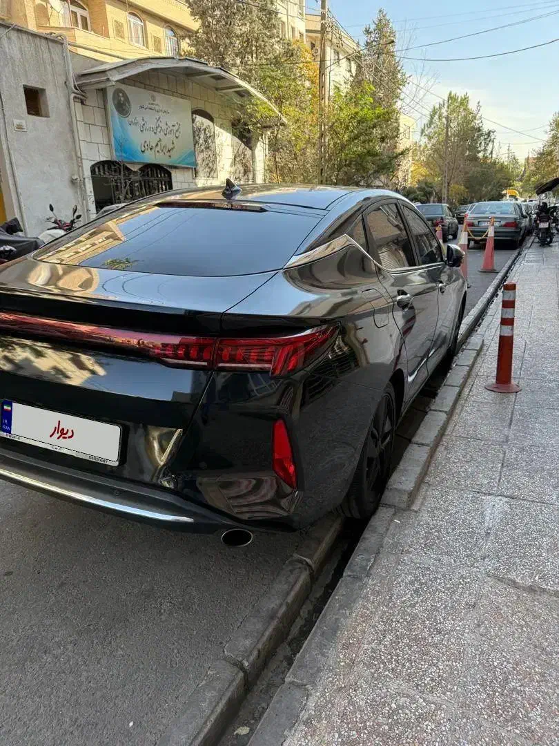 کی ام سی J7 اتوماتیک - 1402