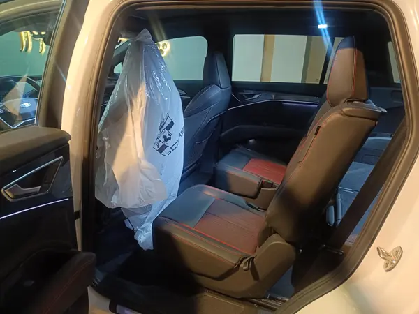 آئودی الکتریکی Q5 ۴۰ - 2023