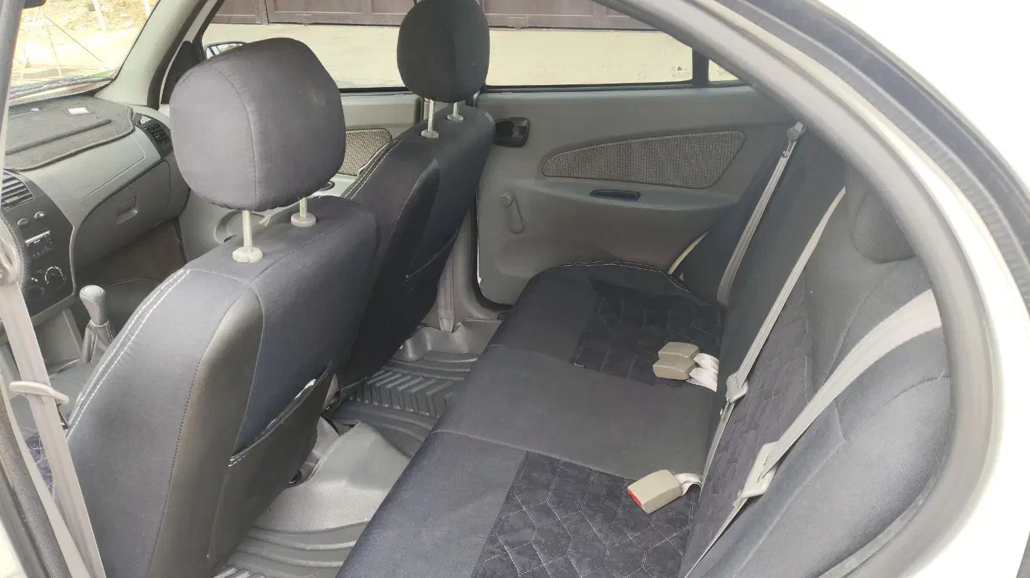 تیبا صندوق دار SX - 1400