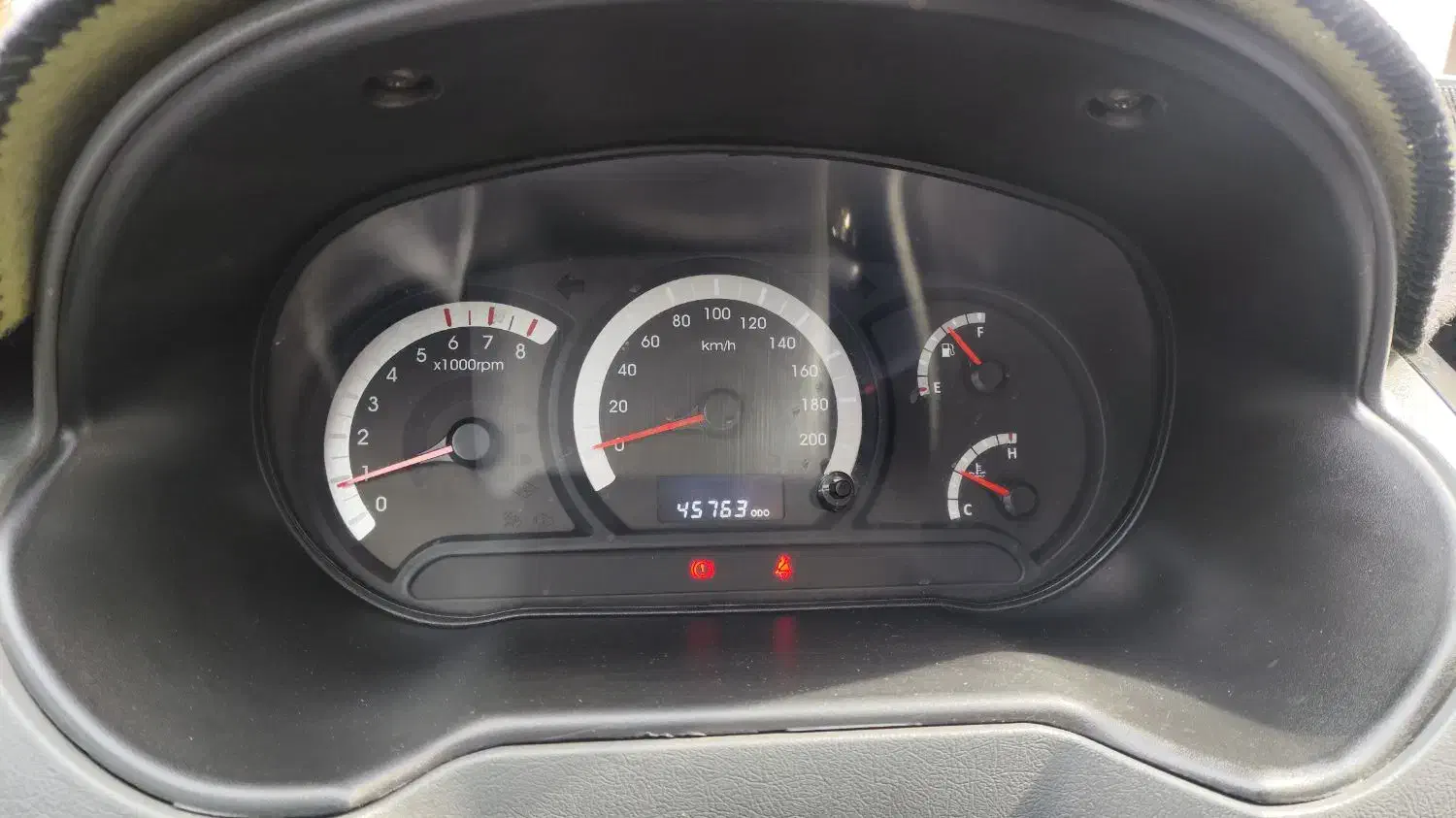 تیبا صندوق دار SX - 1400