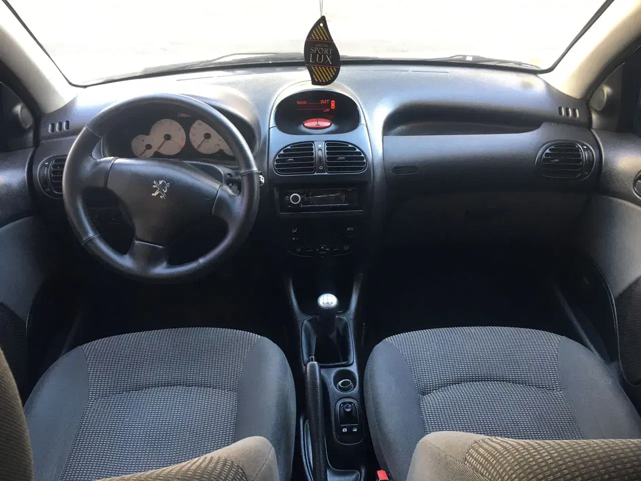 پژو 206 تیپ 5 - 1396