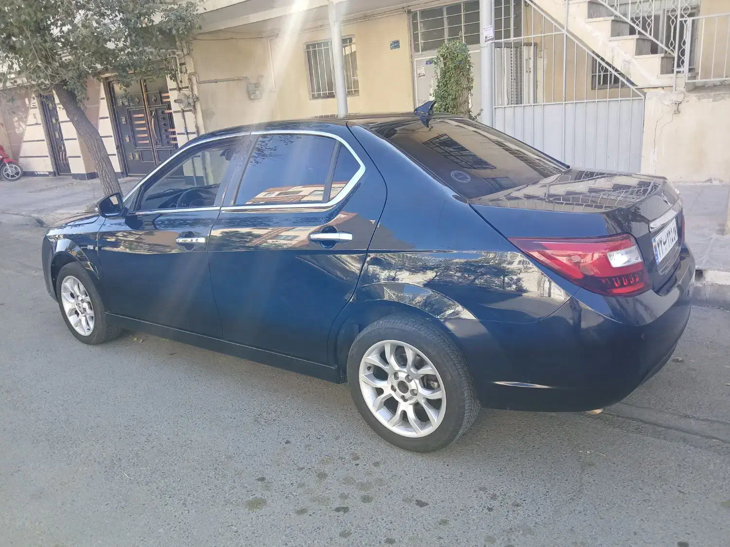 دنا پلاس توربو اتوماتیک - 1403