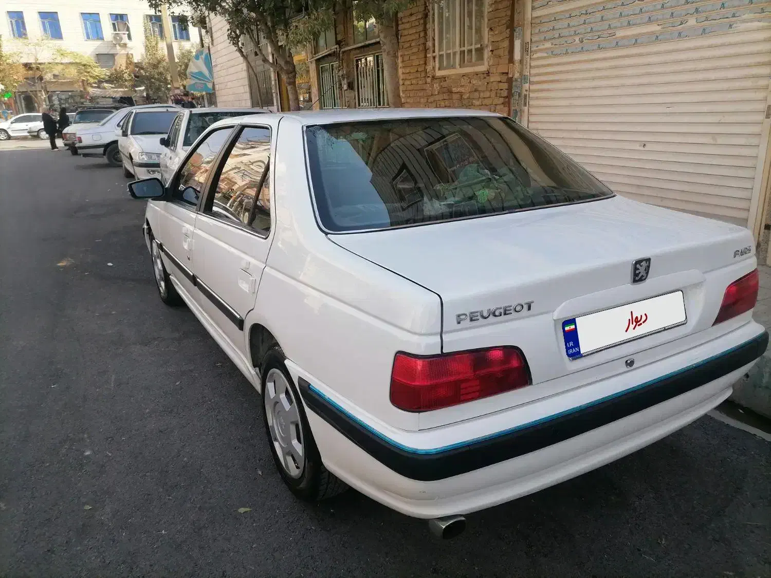 پژو پارس XU7P - 1402