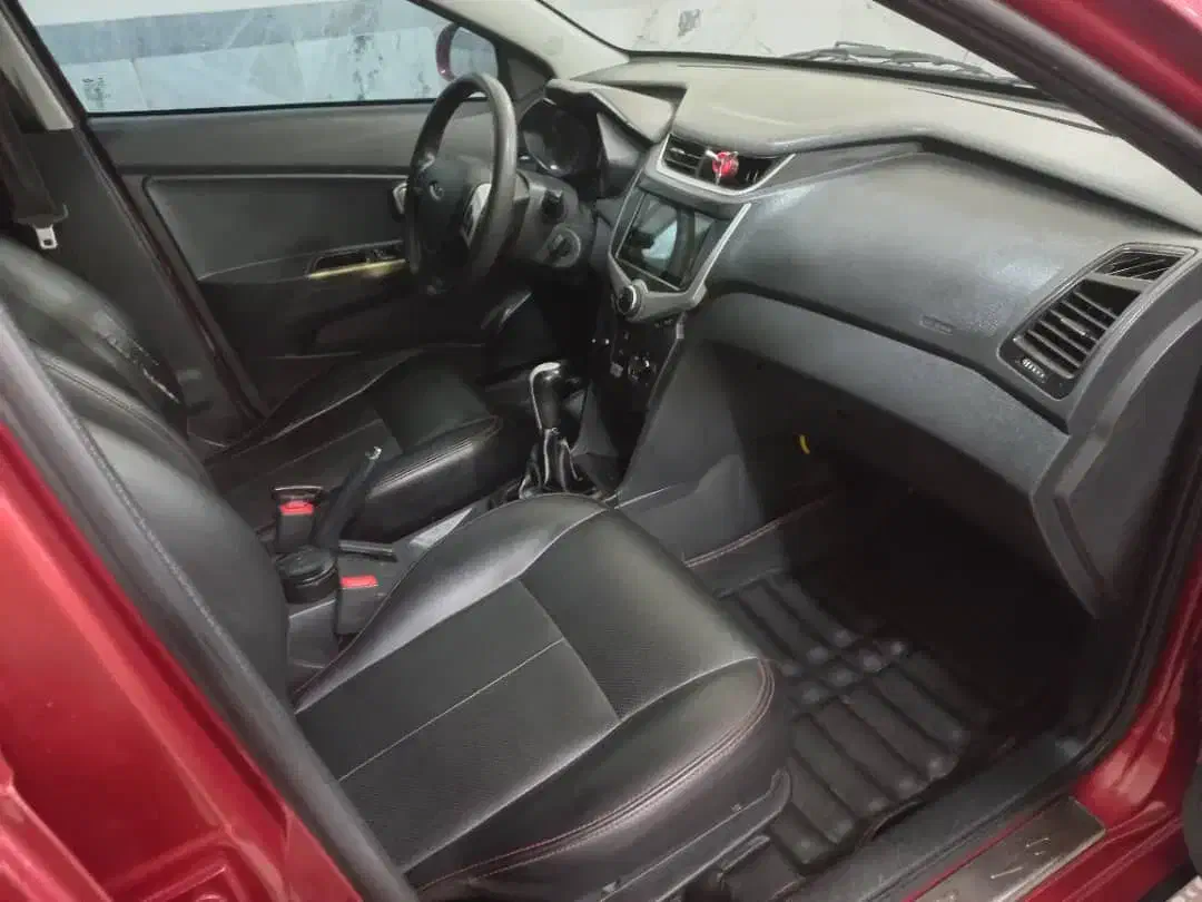 ام وی ام 315 هاچ بک اسپرت لاکچری - 1396