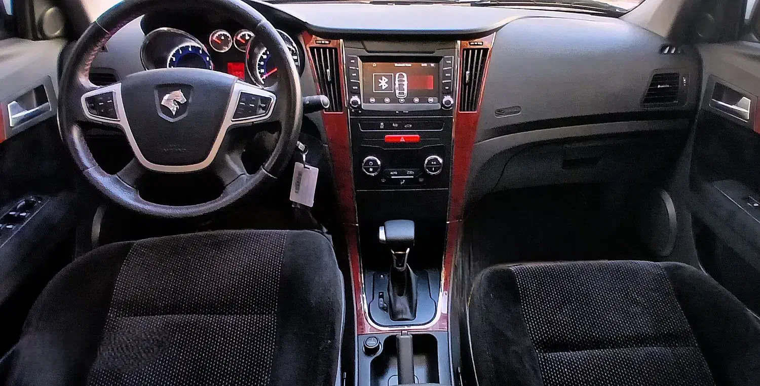 دنا پلاس توربو اتوماتیک - 1402