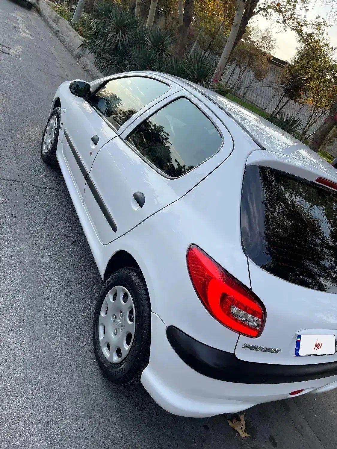 پژو 206 تیپ 2 - 1397