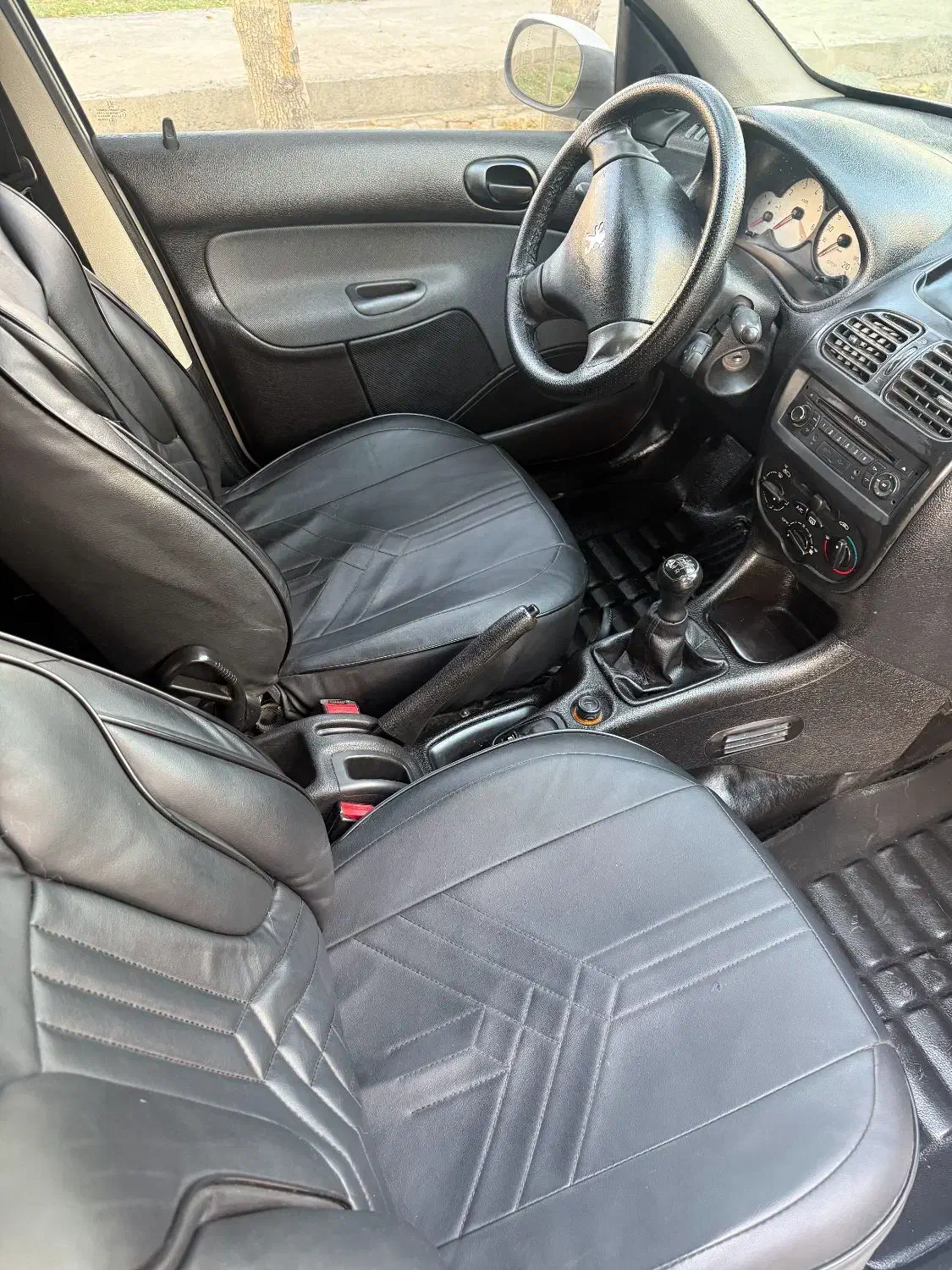 پژو 206 تیپ 2 - 1396