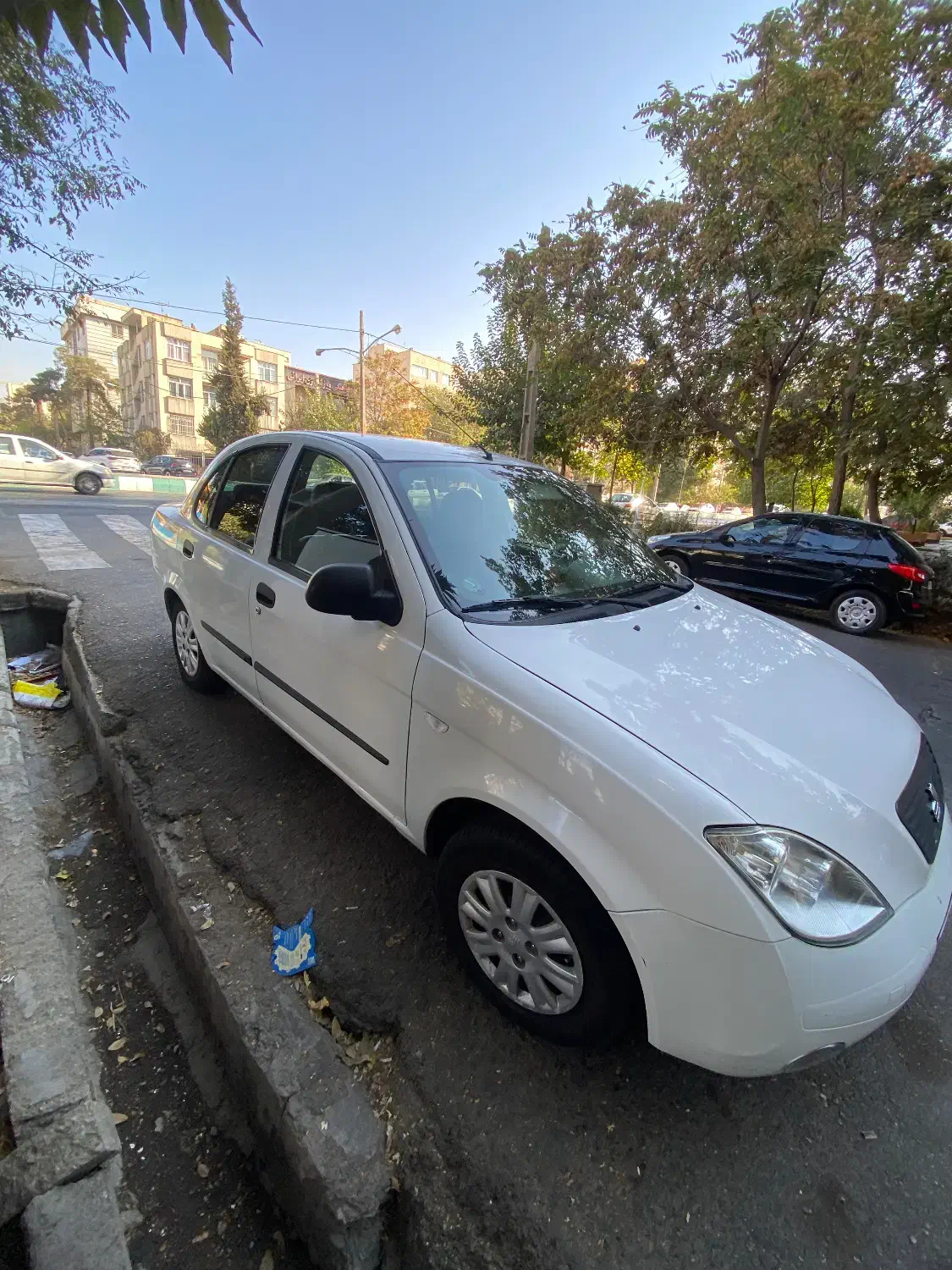 تیبا صندوق دار EX - 1401