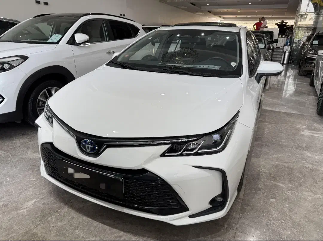 تویوتا کرولا کراس XG10 - چهارچرخ محرک - 2024