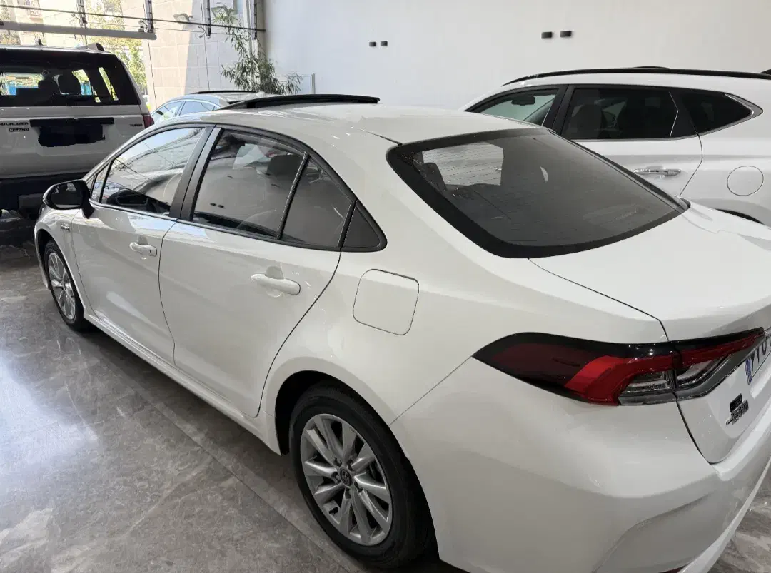 تویوتا کرولا کراس XG10 - چهارچرخ محرک - 2024