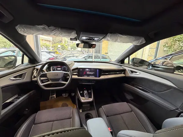 آئودی الکتریکی Q5 ۴۰ - 2023