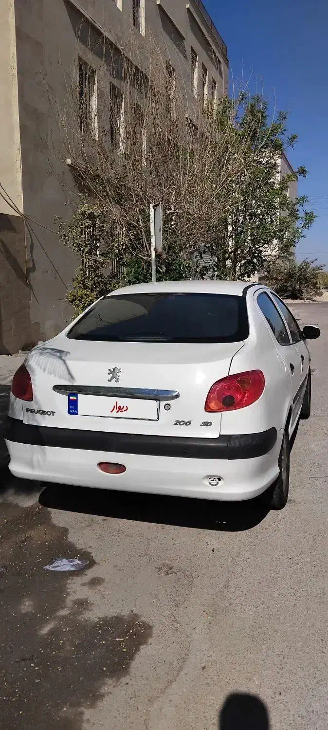 پژو ۲۰۶ صندوق دار v8 - 1394