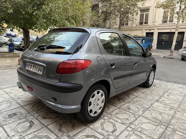 پژو 206 تیپ 5 - 1390